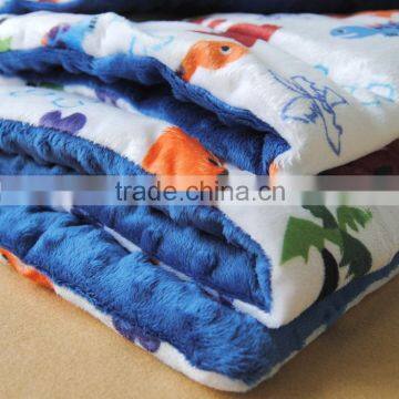 China made cheap handy knitting comfy polyester crib quilt