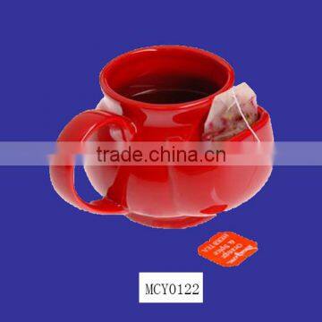 Wholesale novel Personalise Red ceramic tea cup with Teabag holder