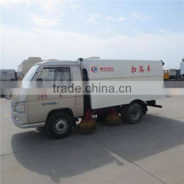 Factory Sale Forland 4x2 Diesel 68hp Mini Sweeping Truck photo-2