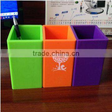 Eco-friendly fashion silicone tubular penrack