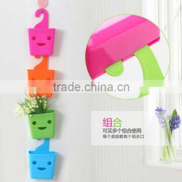 PP Multifunctional Smiling Face Plastic Storage Basket ,smile Shape Mini Hanging Basket Container photo-3