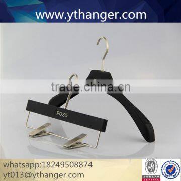 CY-645 bestsellers products garment plastic rubber hanger with wet clothes