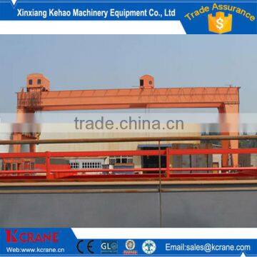 Large Cranes For Manufacturing Industry 4 Wheel Crane Air Conditioner 60 Ton