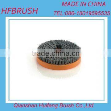 Disc abrasive polishing brush