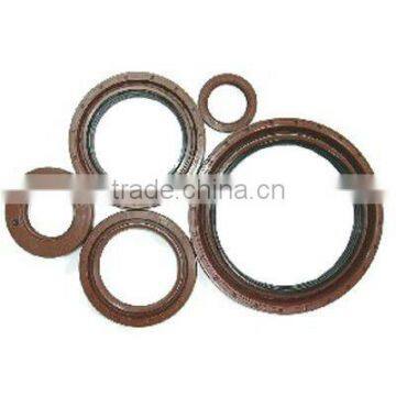 Heavy duty vehicle oil seal