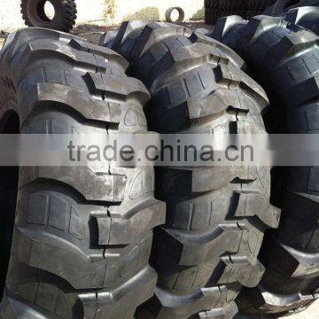 Backhoe tire 16.9-28