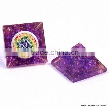 Orgonite Little Pyramid - Violet Onyx | Manufacturer Of Chakra Flower Of Life Pyramid