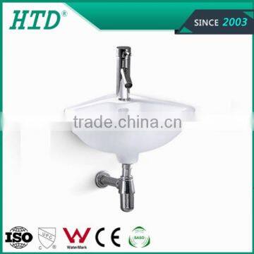 HTD-216 Sanitary Triangular Basin