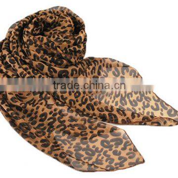 classic fashion leopard polyester scarves