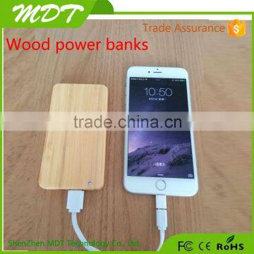 Universal larger capacity wooden or bamboo portable power bank station 200000 mah