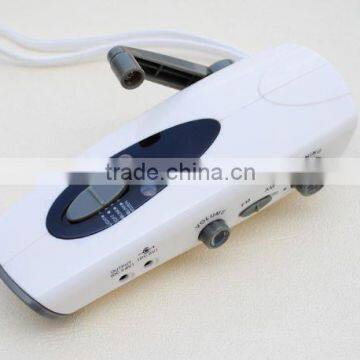 LED dynamo flashlight with radio