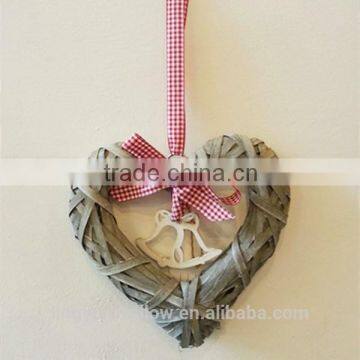 2014 hot sale beautiful chrismas decoration wholesale wicker hearts