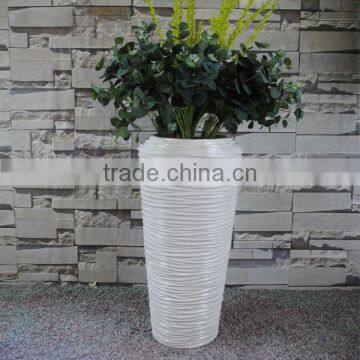 New Handmade OEM Serve Resin Tall Flower Pot Indoor Plant