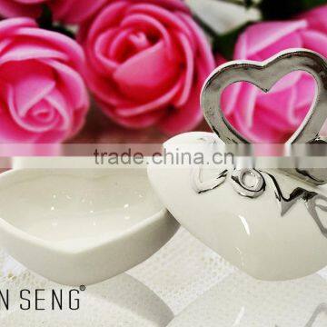 Porcelain Heart Shaped Wedding Jewellery Box photo-2