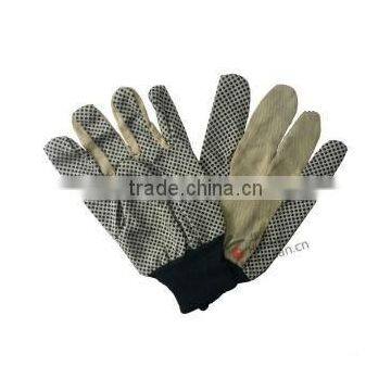 Canvas gloves with PVC dots