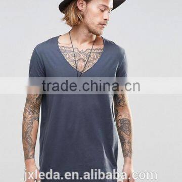 Men fashion street wear hip hop design super longline raw v-neck t-shirt OEM custom