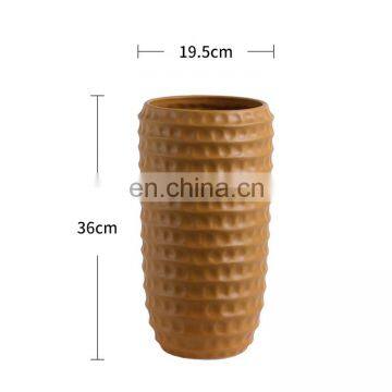 New Arrival Modern Simple Vase Customize Yellow Porcelain Cheap Large Flower Vases for Restaurant Hotel Home photo-3