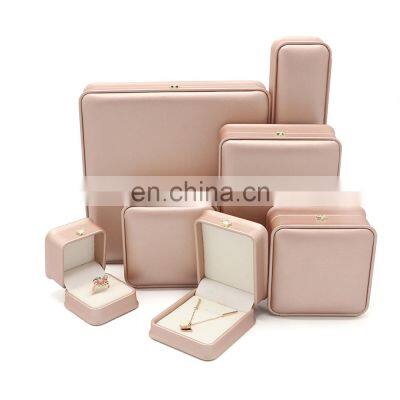 Cheap but high quality custom color leather convex edge jewelry box leather box jewelry packaging box