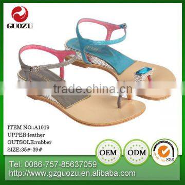 2014 fashion flat sandal for girls