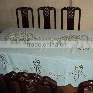 Hand embroidered table cloth No.46