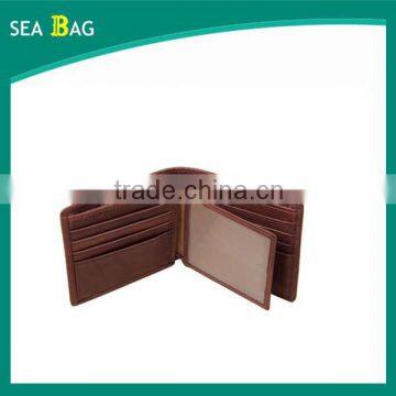 Men's Short Bifold Woven Leather Wallet photo-3