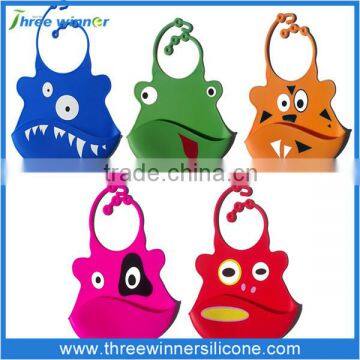 2015 hot selling cheap baby bib cute silicone baby bib