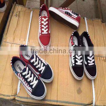 Trade Assurance Wholesale Stock Low Price Men Canvas Shoes High Quality $1.5 Dollar Shoes