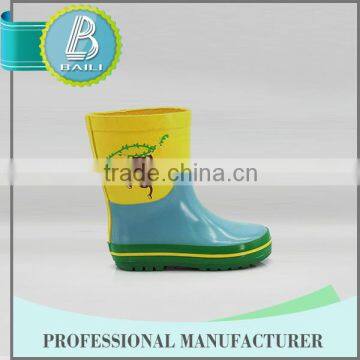 China Manufacturer Customised Designs Environmental Cheap Rubber Boots Wholesale photo-1