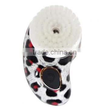 Beauty salon electric rotating facial cleansing brush