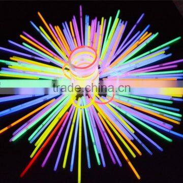 8 inch Christmas Decoration Play Glow In the Dark LumiStick