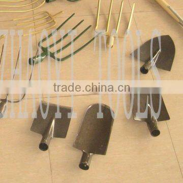 many specifications series garden digging shovel Italy spade