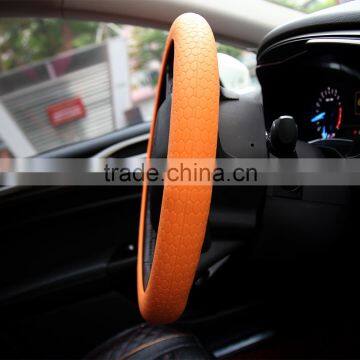 Hot Selling Honeycomb Most Beautiful Pattern Popular Newest Design Non-slip Silicone Car Leather Steering Wheel Cover photo-3