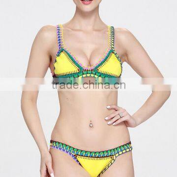 2016 hot selling contrasted colors women crochet bikini sets