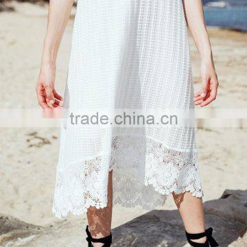 2017 New Design High Grade White Lace Stitching Beach Dress Low-neck Loose and Comfortable Sling Elegant Summer Dress for Women photo-2