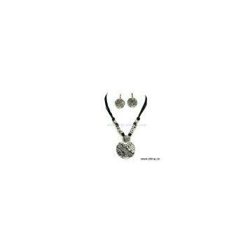 Sell Necklace and Earring