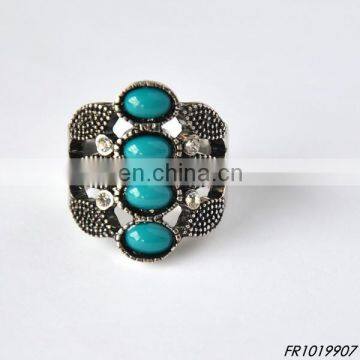 Antic Silver Plated Vintage Ring With Turquoise Green Resin Stones