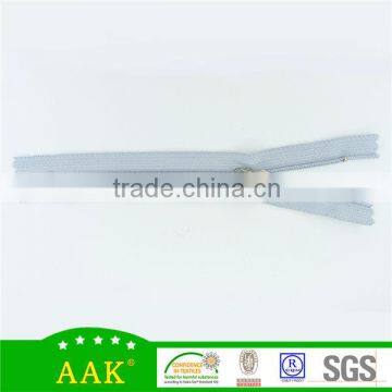 Zippers Pullers and Zippers Machines Series Customized #3 Coil Zippers photo-3