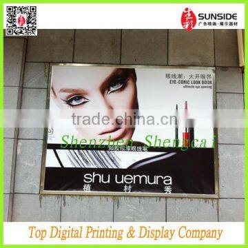 wall banner with cmyk digital printing for light box background