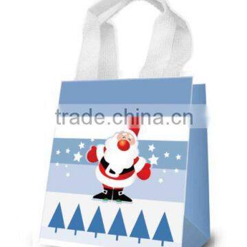 Christmas Gift Bag Made of Art Paper, Paper Bag OEM Acceptable
