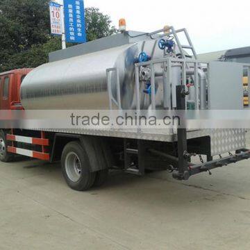 Low price Dongfeng mini 3ton asphalt distributor,4x2 asphalt trucks sale