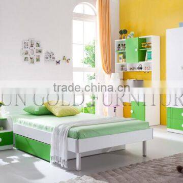 Factory Wholesale Modern Home Used Kids Bedroom Set (SZ-BF8869)