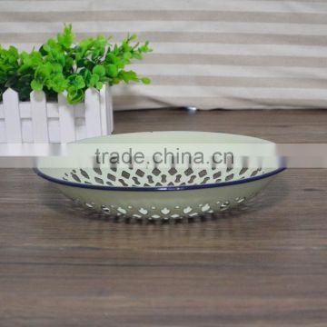 Enamel fruit flat colander