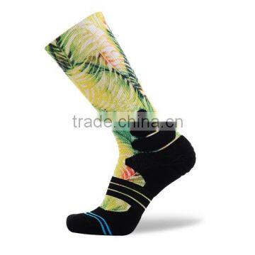 Customized Cool Design Dye Sublimation Basketball Socks photo-4