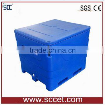 600Liter Blue Rotational Molded fish container, PE Plastic Fish Cooler Container