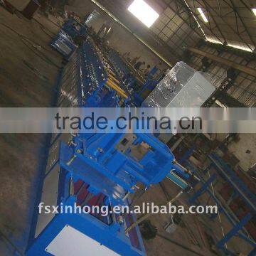 Rolling door forming machine