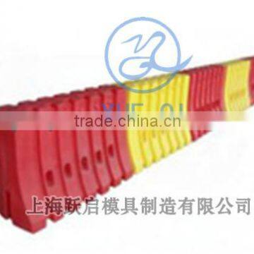 Plastic Rotational Moulding Traffic Barrier by Rotomolded