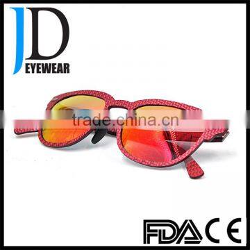 Old Fashion High-tech Look Red Carbon Fiber Sunglasses With Custom Logo