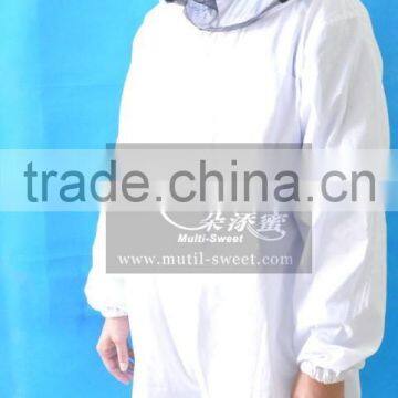 Beekeeping coverall hooded with veil complete for flexible operation