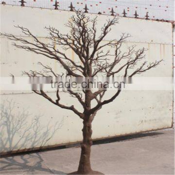 Artificial dry tree clad the column Artificial banyan trees without leaves on strunk