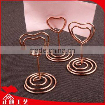 Small size golden surface OEM heart shape metal wire holder clips in stock